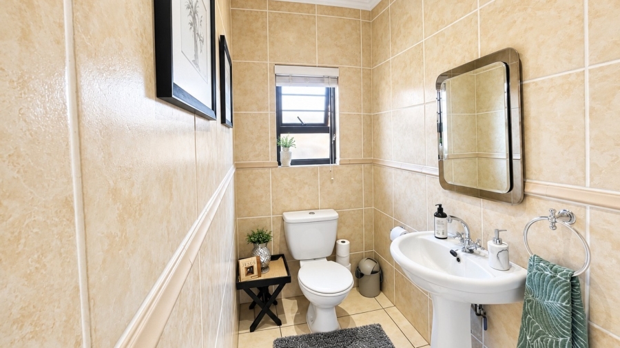 3 Bedroom Property for Sale in Wilkoppies North West